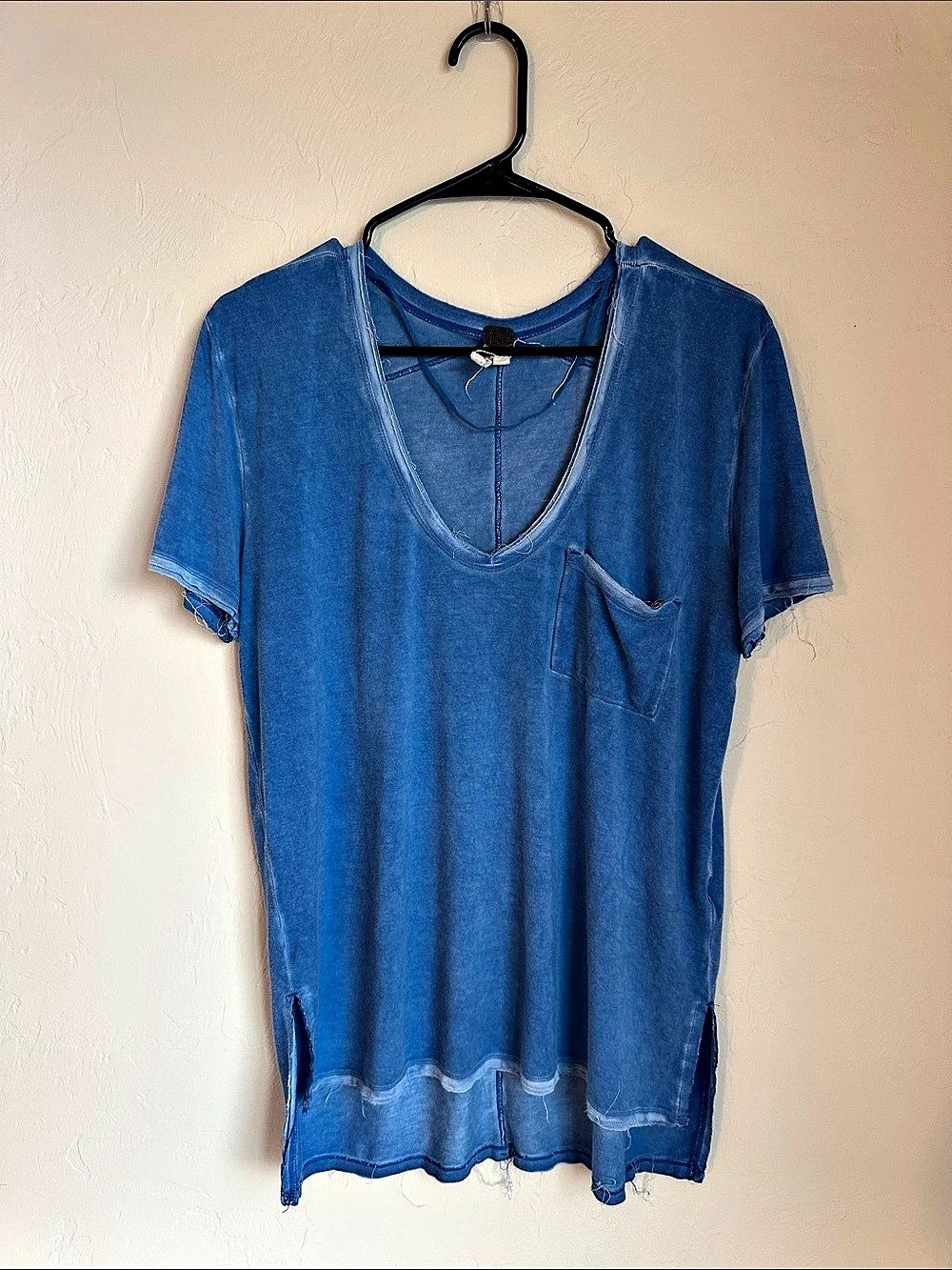 We The Free Raw-Edge Short Sleeve Tee in Blue Size Small